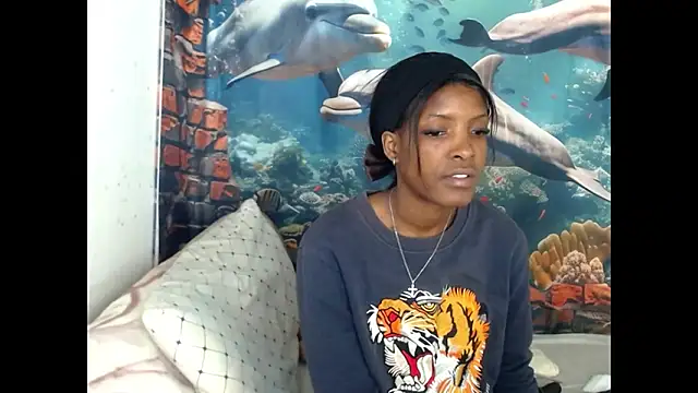 AfricanBarbiee69 webcam