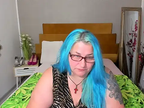 sugarmommy_69x - Sugarmommy_69X's free webcam - UK Sex Cams