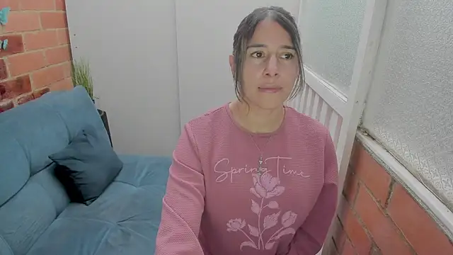 Penelope47 webcam