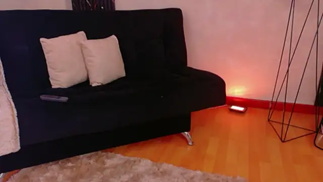 EmmyEvans1 webcam