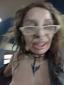 FrozenWaffle 👅 online cam