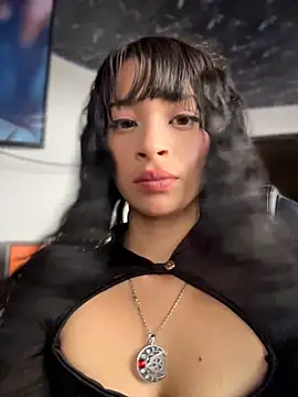 sasha-firee - Sasha-firee's free webcam - UK Sex Cams
