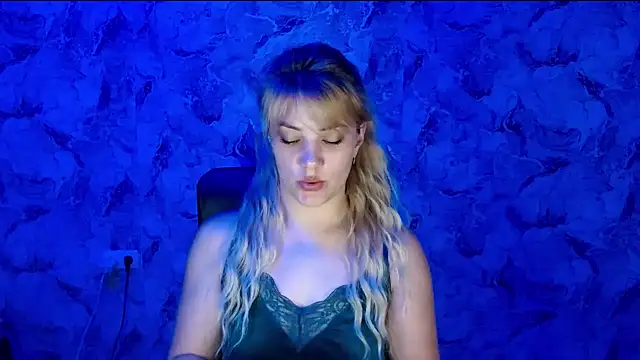 nika_gold1 - Nika_gold1's free webcam - UK Sex Cams