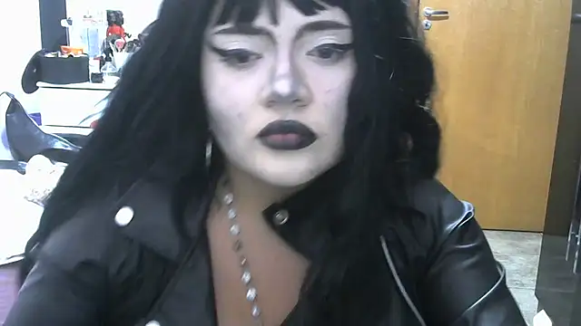 beatrice_666 - Beatrice_666's free webcam - UK Sex Cams