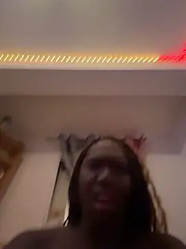 blackhotpartyts webcam
