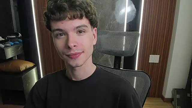 calvin_love_you - Calvin_love_you's free webcam - UK Sex Cams