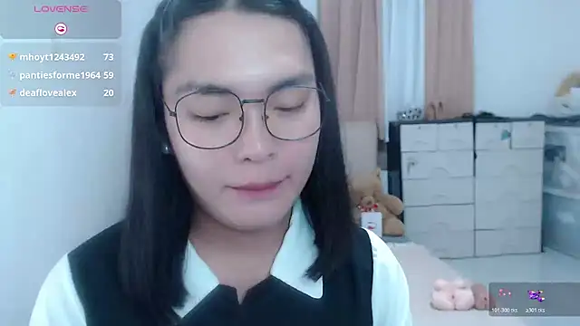 zhaviahale21 webcam
