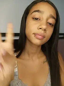Zoe_Sweett18 live cam
