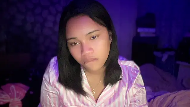 Exotic_alyssa69 webcam