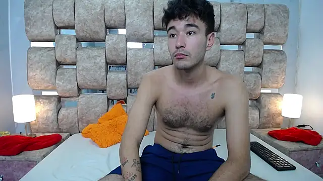KathyAiden webcam