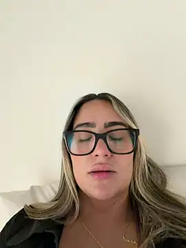 Miilana_ webcam