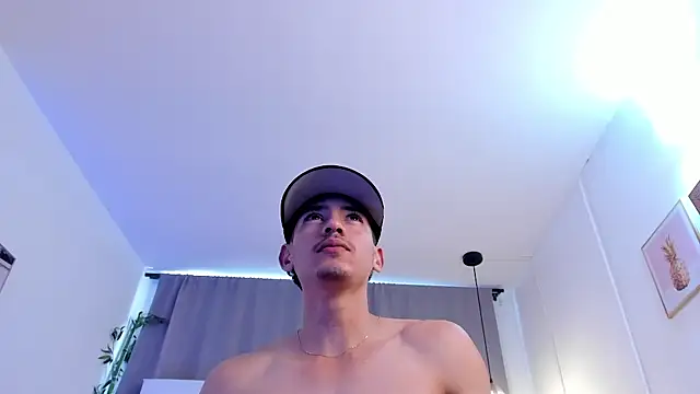 Alejo-and-Thiago webcam