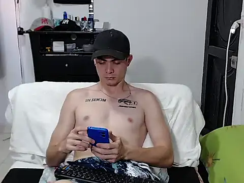 Zac_Efront webcam