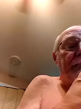Joeyw57 webcam