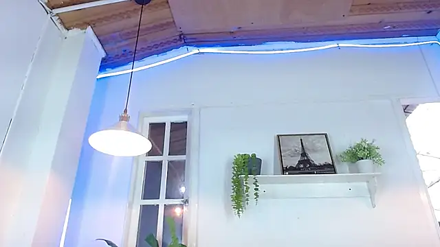 emma_cut3_ webcam