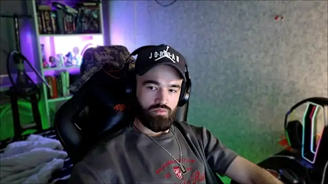 _Serious_Man webcam