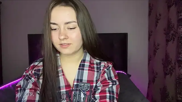 SelenaBrook webcam
