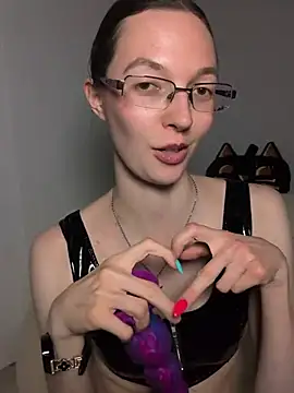 MrsCrazy18 webcam