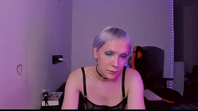 Lyricca webcam