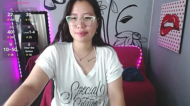 BabyAkemi webcam
