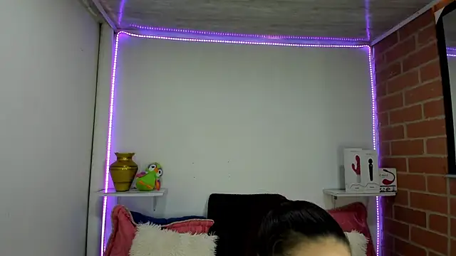 rukminilatin webcam