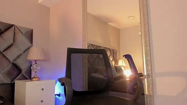 luisa0110 - Luisa0110's free webcam - UK Sex Cams