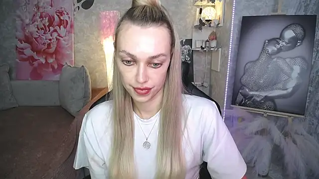 nickyadamidi - NickyAdamidi's free webcam - UK Sex Cams