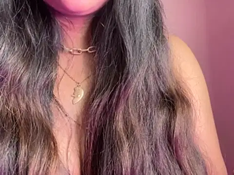 Its_cherry_magic webcam