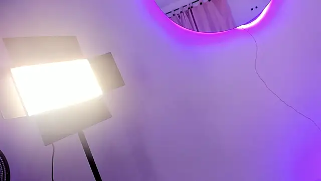 LunoxVelvet webcam