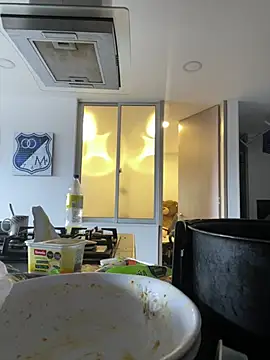 Alanna_atm_ webcam
