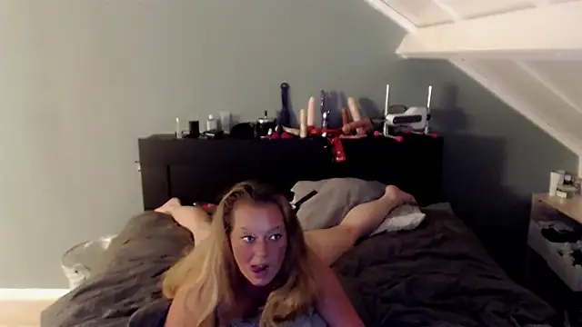 roxanna24 webcam