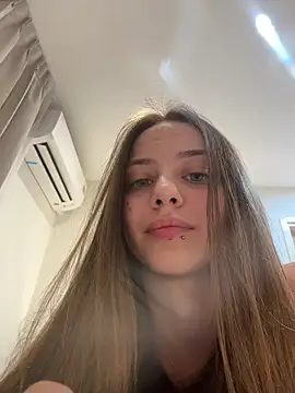 iamria - IamRIA's free webcam - UK Sex Cams