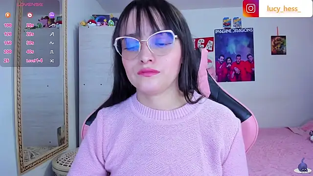 Lucyy-hess webcam
