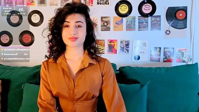 Maya_Rogerss webcam