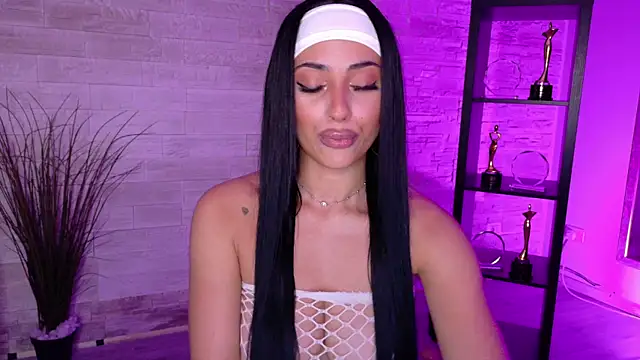 Cupcake_Izzy webcam