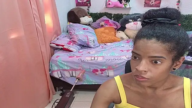 thianahorny - Thianahorny's free webcam - UK Sex Cams