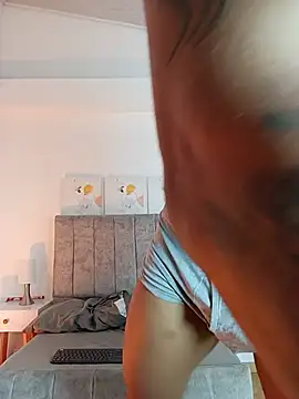Dante_Knox webcam