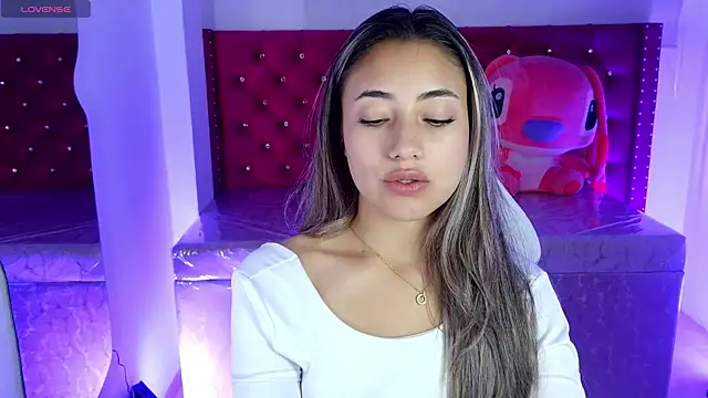 amy_ker_m webcam