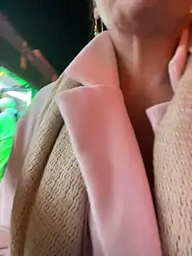 bettybutter_ webcam