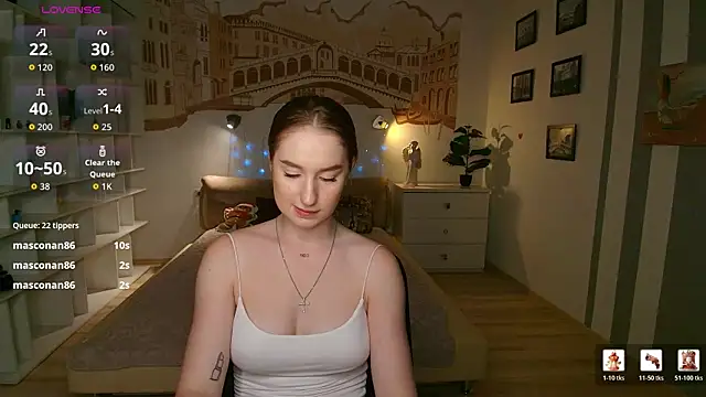 AlisaFoxis webcam