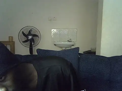Thee_Biggest webcam