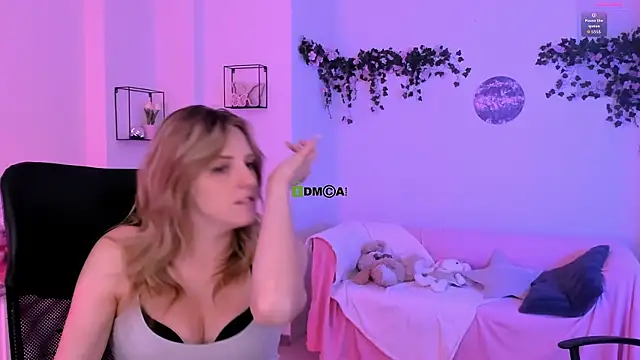 olivia_kit webcam