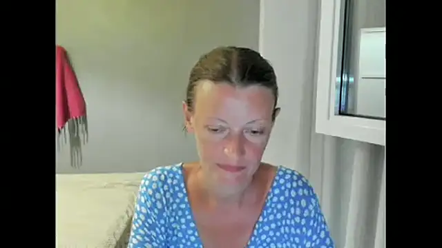 velvetzara - VelvetZara's free webcam - UK Sex Cams