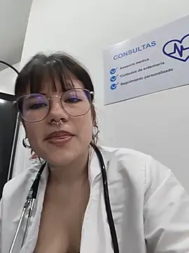 tatiana--30 - TATIANA--30's free webcam - UK Sex Cams