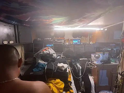 omarsalasxh33 - OmarSalasxh33's free webcam - UK Sex Cams