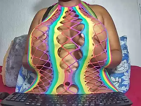 SluttyShyBoobs webcam