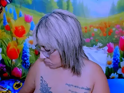 indianroxy - Indianroxy's free webcam - UK Sex Cams