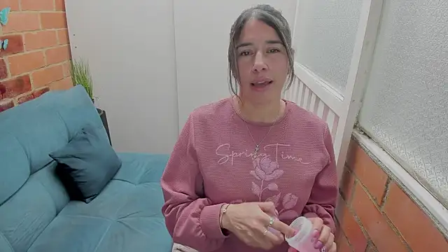Penelope47 webcam