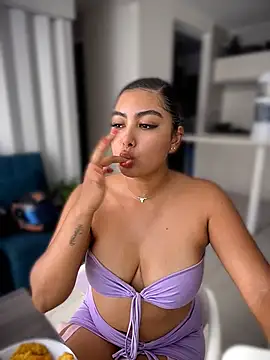 NatashaBrown12 webcam