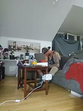 eltoulou webcam